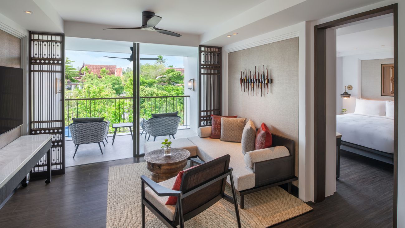 Living and Dining Area